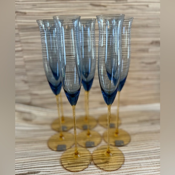 Set 2 - 1993 VTG MIKASA LIDO NYE Champagne Flute Wine Glass Blue Yellow Ombré - Picture 9 of 11